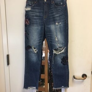 Abercrombie and Fitch Boyfriend Jeans💙